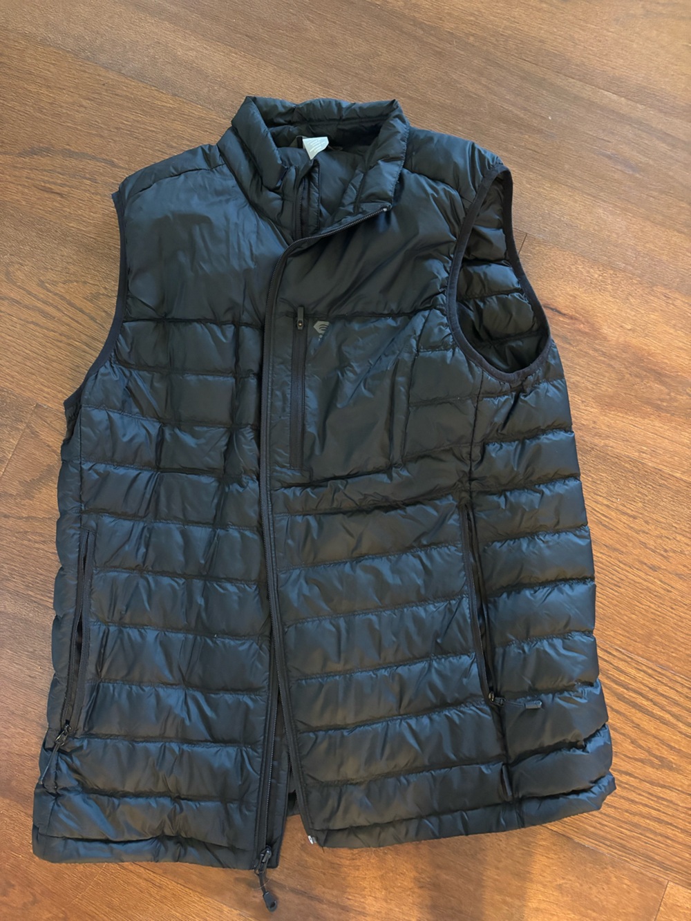 Mountain Hardwear Men's Black Quilted Puffer Vest